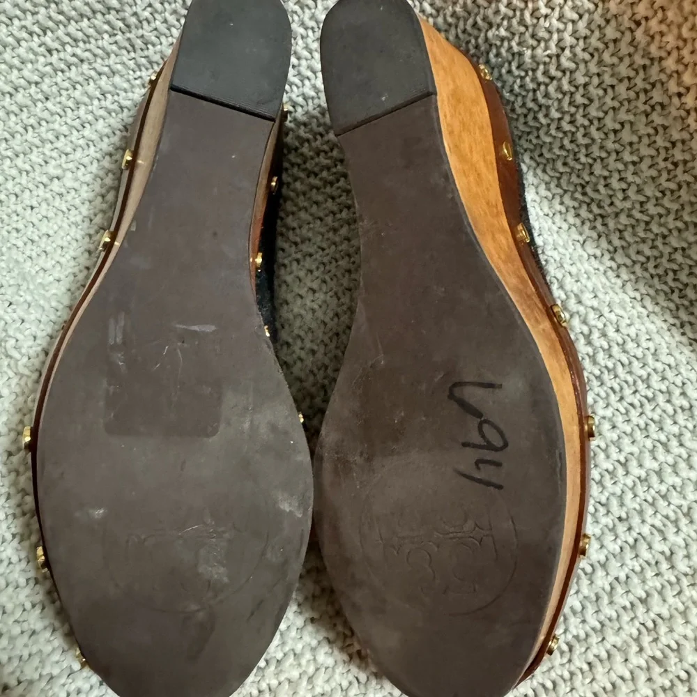 Tory Burch Greta Gray and Brown Wooden wedges, Size‎ 6.5